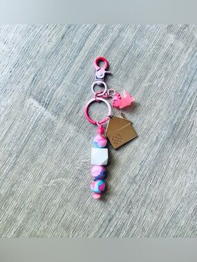 NEW📚Homemade Crafted Beaded Keychain w/ House Charm OS